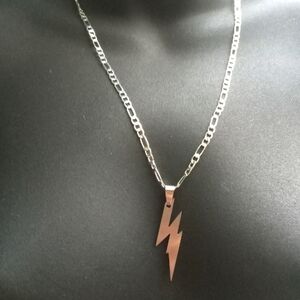 ⚡️💕STUNNING!/ LIGHTING BOLT PENDANT 🌷⚡️